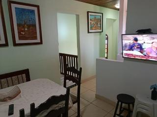 Dois quartos a cinco minutos a pé da praia do Forte - 7