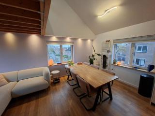 Spacious apartment with workplace close to the city center - 8