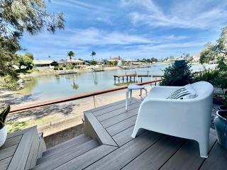 Mooloolaba Coastal Canal Villa - 9
