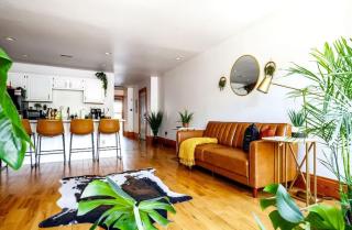 Casa On High by Jungle House Right on High Street Downtown & Short North Near Nationwide Arena OSU & Convention Center Free Parking - 7