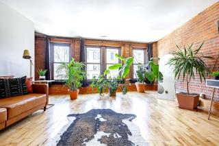 Casa On High by Jungle House Right on High Street Downtown & Short North Near Nationwide Arena OSU & Convention Center Free Parking - 5