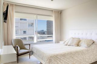 Amplio depto 3 dormitorios céntrico, con vista al mar e Isla Gorriti - 0