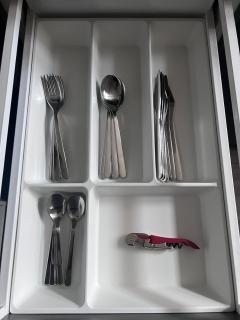 Modern 2-Bed House, Enfield- Parking, Quiet Area - Enfield - 2