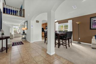 4 Bedrooms 3 Bathrooms Veranda Palms 4461 Np - 1