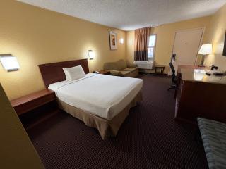 Nendels Inn & Suites Dodge City Airport - 8