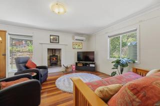 Dorathee Cottage - Pet Friendly - Absolute Waterfront - 6