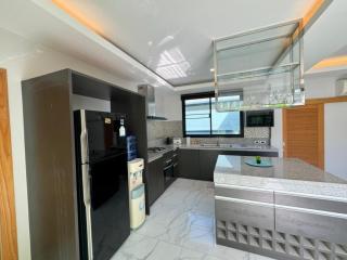 Skypool Villa by G Estate Phuket - 4