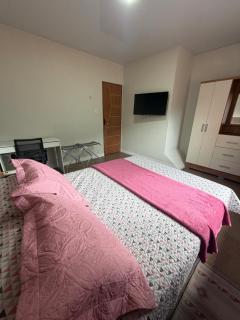 Casa rosa - conforto com split, wifi e água quente - 6