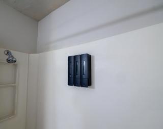 The Orange Lounge - 8 min to KU & Mass - 4