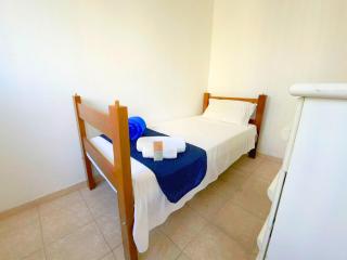 Apartamento no centro ao lado da praia com serviço de praia e perto do shopping - 8