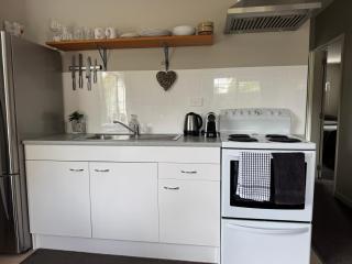 Walnut Creek Studio - 4