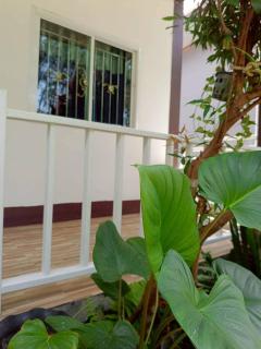 Ploy Chumpoo Lanta - 6