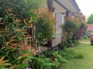 Ploy Chumpoo Lanta - 5