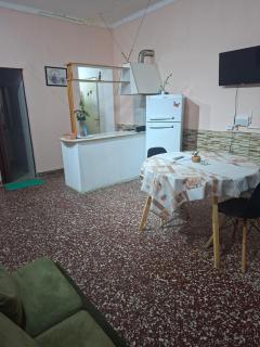 Amanecer en la Ciudad del vino,en pleno corazón de Mendoza - 0