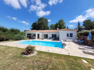 Villa à St Jean de Monts avec piscine chauffée, clim et WiFi - FR-1-777-23 - 9