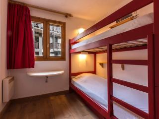 Appartement skis aux pieds avec parking couvert, 4 pers. - FR-1-862-66 - 2