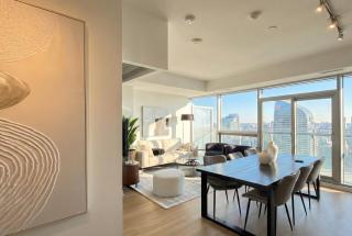 60th Floor Luxury SkySuite 3BD Lake & City Views - 5