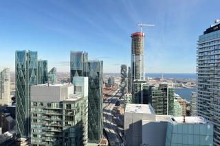 60th Floor Luxury SkySuite 3BD Lake & City Views - 2