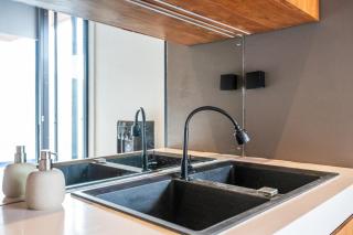 Brand New Designer Villa Underwater Pool View - 6