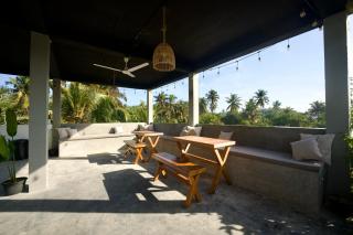 Salty Sand Hostel - 9