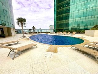 Piso 27 Green tower santa cruz con vistas hermosas - 1