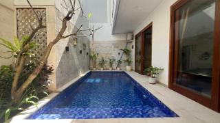 3-bedroom Private pool villa City Sanur - 9