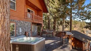 Gorgeous Ski In Ski Out Home w Game Room Hot Tub Clover by AvantStay - 9