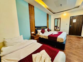 Neo Royal Residency - The Cozy Stay Lodge Manali - 1