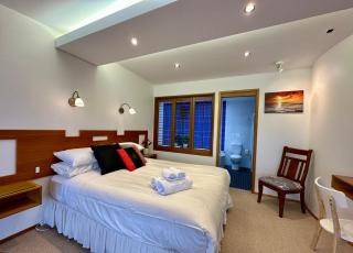 BlueWater Penthouse Guesthouse - 2
