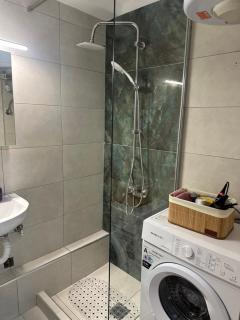 Downtown Balcony apartment Larissa - 2