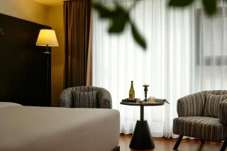 Zhangjiajie JIMO Hotel--New Hotel,Exclusive Location,Free Drop off Service to East Gate of forest park,Free Self-Service Laundry & Drying, Attraction Tickets Serivce in advance - 1