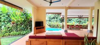 Sari kembang ubud 2 - 5