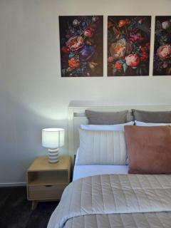 Five Olives Holiday House - 350m to beach - 5