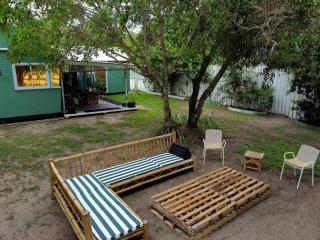 Three Palms - Beach Front Tiny House by SP Villa - 1