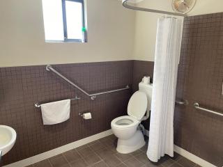 Paradise at Footprints Preston Beach - 8