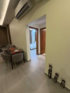 Modern & Elegant Fully Equipped Apartment - Sār - 2