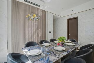 Elegant and Spacious 3BR Home near Okada, Solaire - 9