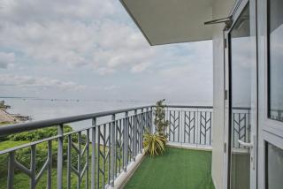 Elegant and Spacious 3BR Home near Okada, Solaire - 1