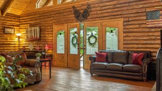 Bigwood Cabin Near Camelback Skiing Hot Tub Game Room Firepit Yard - 4