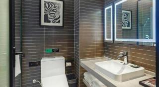 Xana Hotelle Luzhou High-Speed Railway Station Trading Market Passenger Terminal - 3