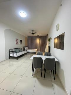 New 2BR Georgetown Warm and Lovely Homestay 10pax-无敌美景两房民宿 Beacon Executive Suite - 2