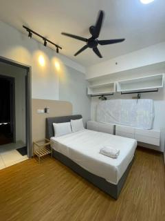New 2BR Georgetown Warm and Lovely Homestay 10pax-无敌美景两房民宿 Beacon Executive Suite - 1