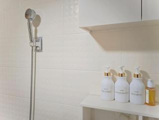 Prime Location Singil Station 1 Minute 3 Bedroom Home with Movie Screen - 5