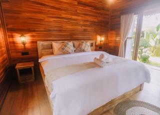 D SARI WOODEN House - 3