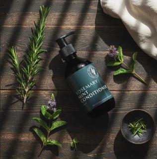 Sea & Mountain Views Retreat on Rosemary Farm - 7