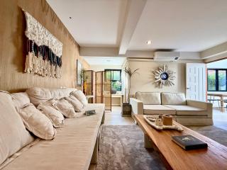 Gallery House Old Town Chiang Mai - Groups & Families - Chiang Mai - 0