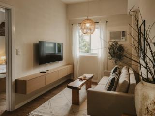 The Traveler's Haven at Bon's - 0