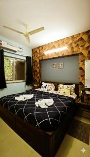 Modern Classic 2BHK Apartments in Vagator by MaxStays - 9
