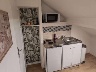 Chic Studio with Parking in Charleville-Mézières - 8