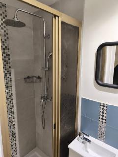 Chic Studio with Parking in Charleville-Mézières - 2